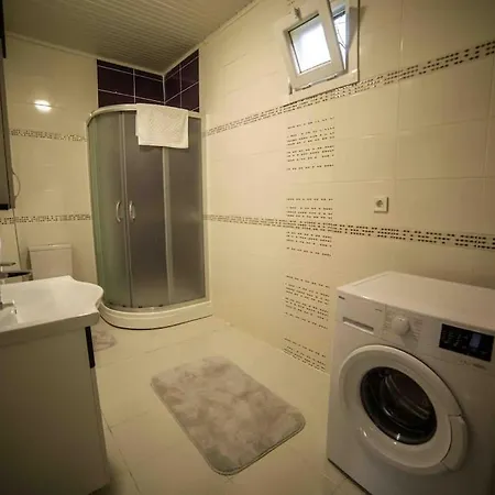Bageni Villa&bungalov 4*